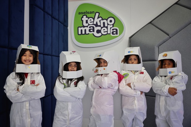 ASELSAN took children to space travel